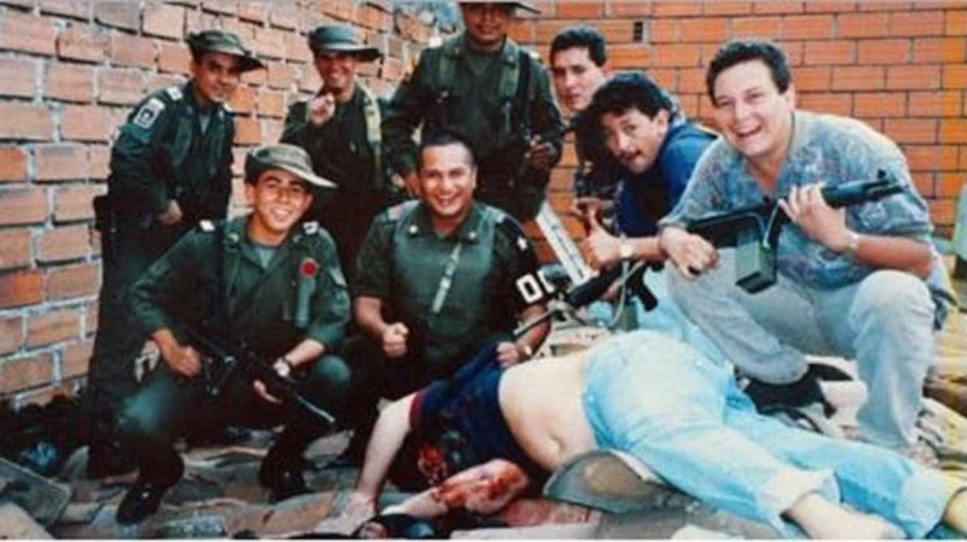 muerte pablo escobar.jpg