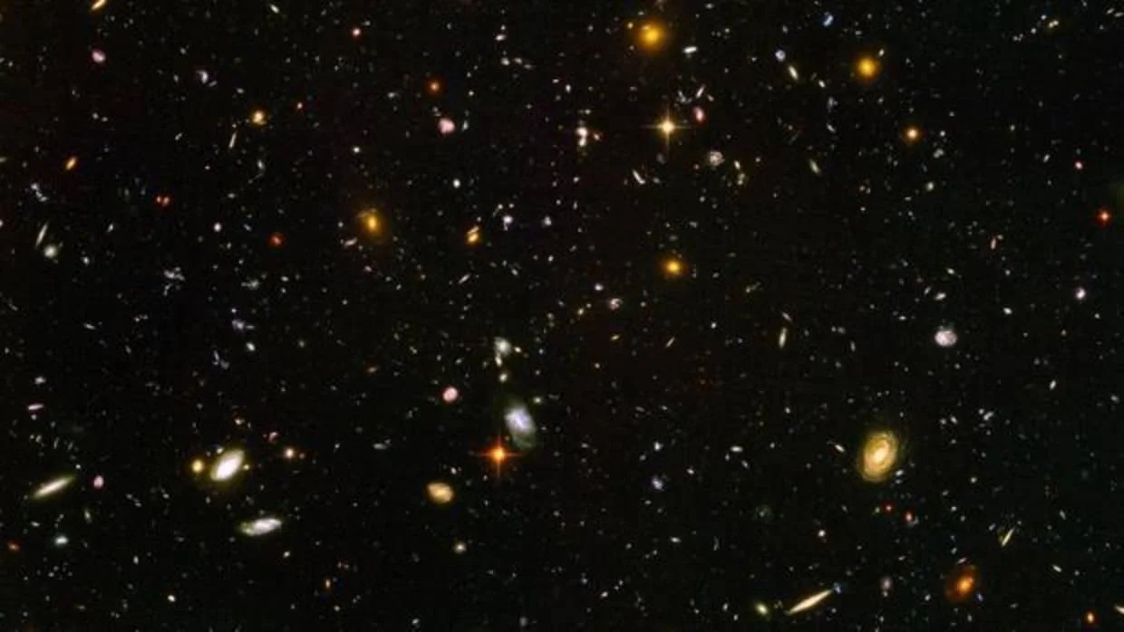 gonzalo-morales-divo-Descubren-una-galaxia-fantasmal-sin-apenas-materia-oscura.jpg