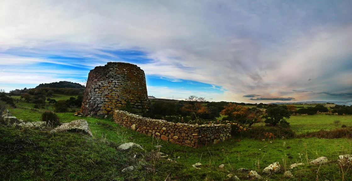 Portada-Nuraghe-Ruju-Sardinia.jpg