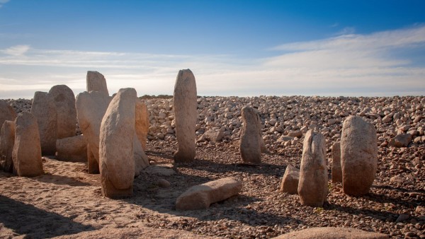 dolmen.jpg