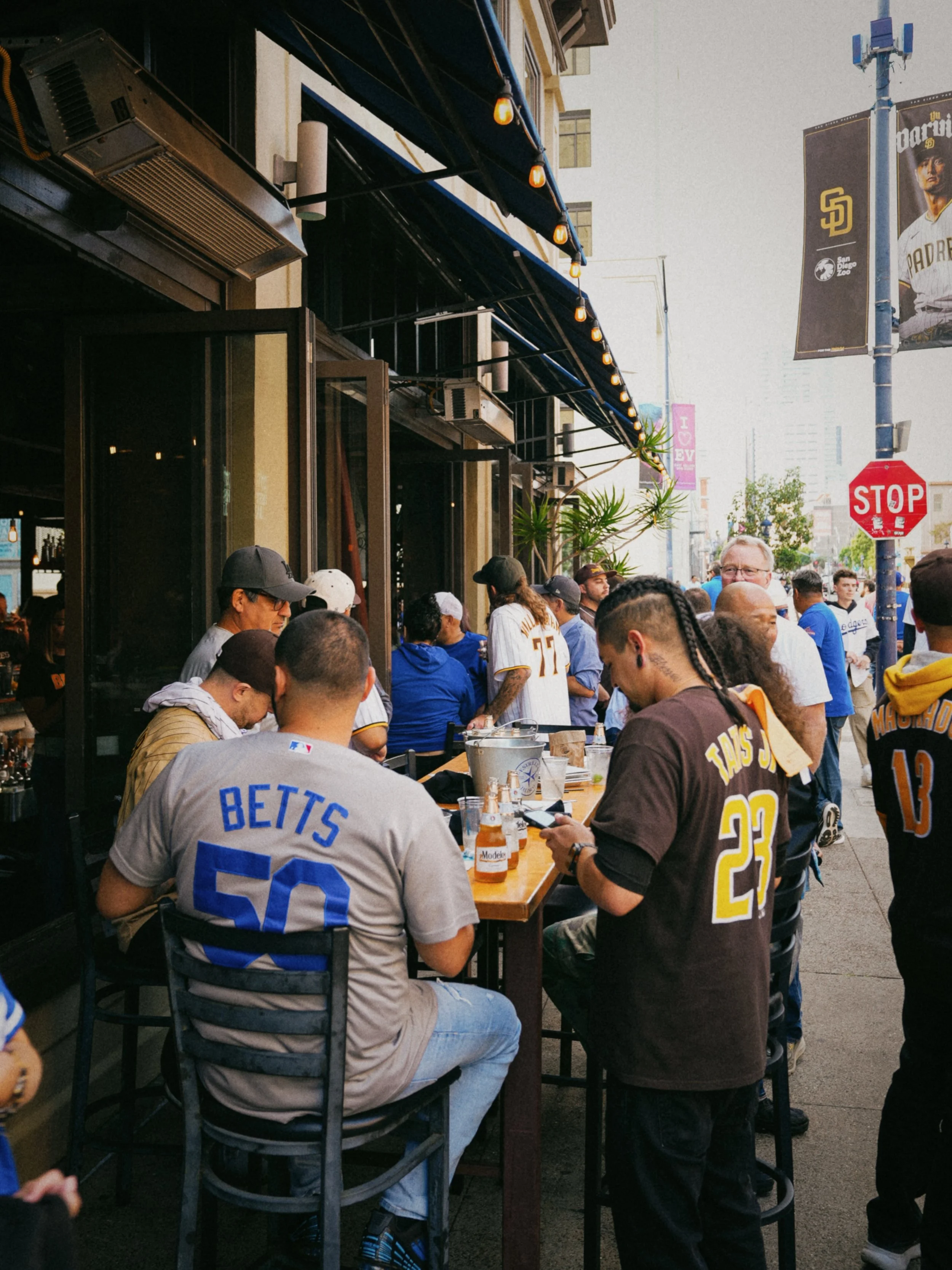@padres x dodgers series kicks off today! ⚾️ Grab your tacos &amp; tequila before all 3 games at your voted #1 game day bar!

📍The Blind Burro