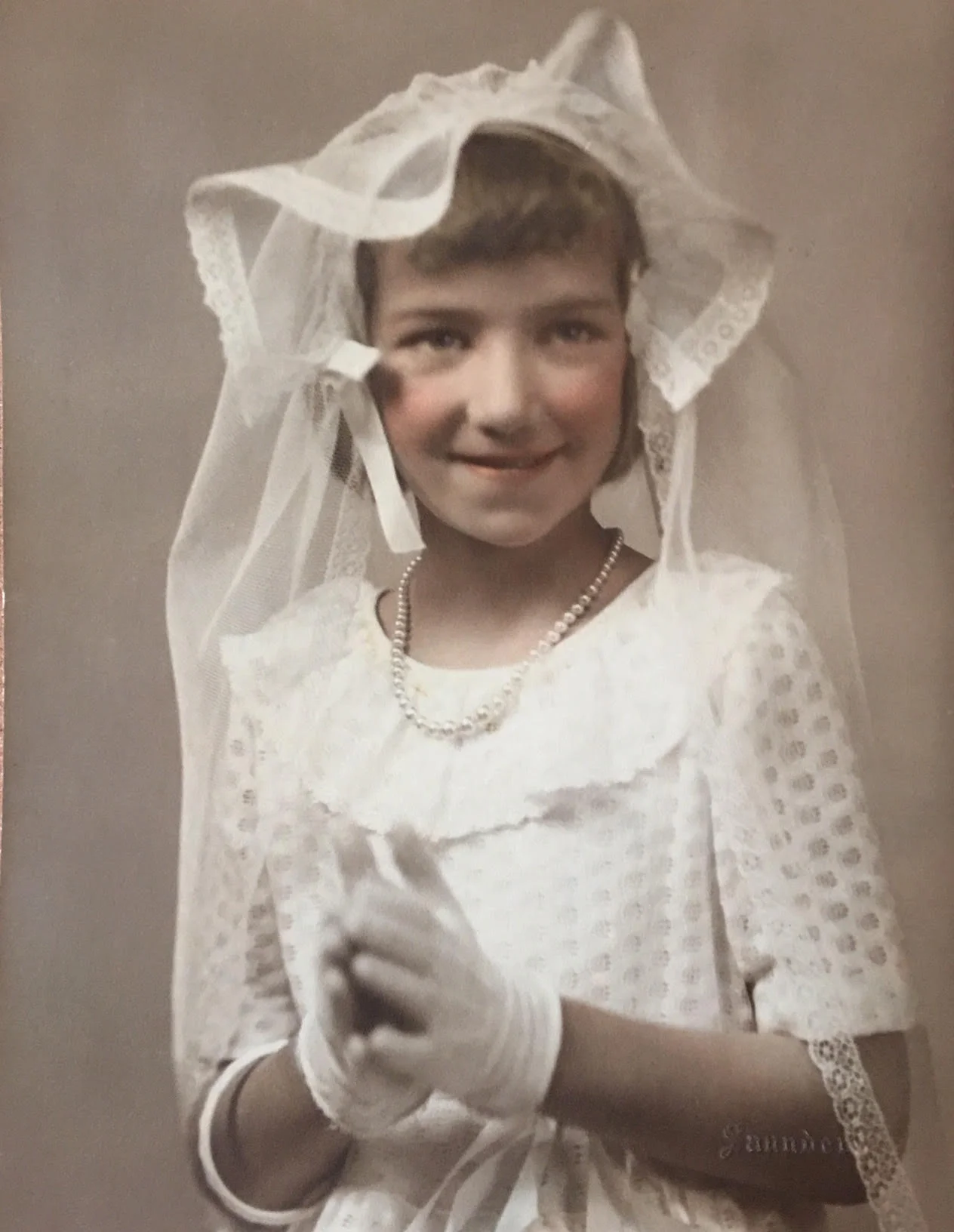 Holy Communion May 1946 Color.jpg