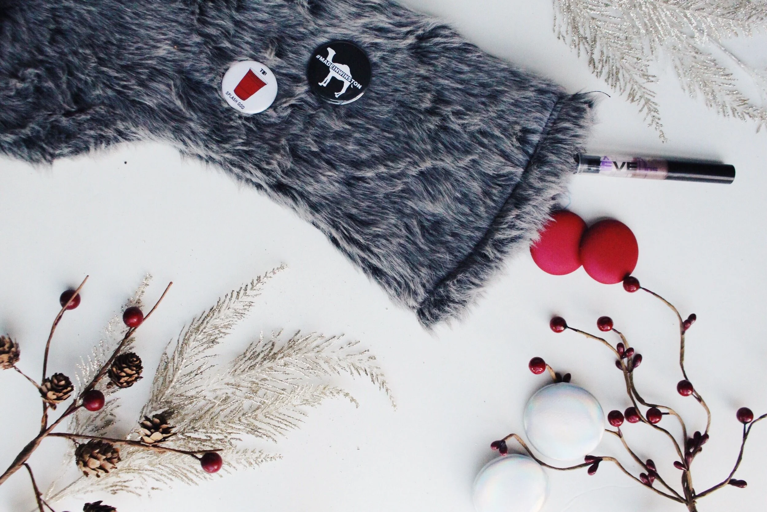 10 Ways You Can Support Small Businesses During the Holidays