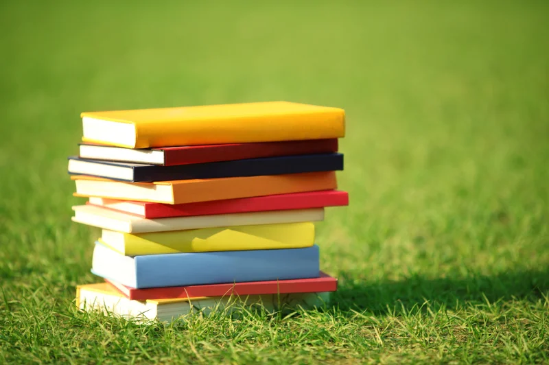 summer-reading-tips-for-high-school-students.jpg
