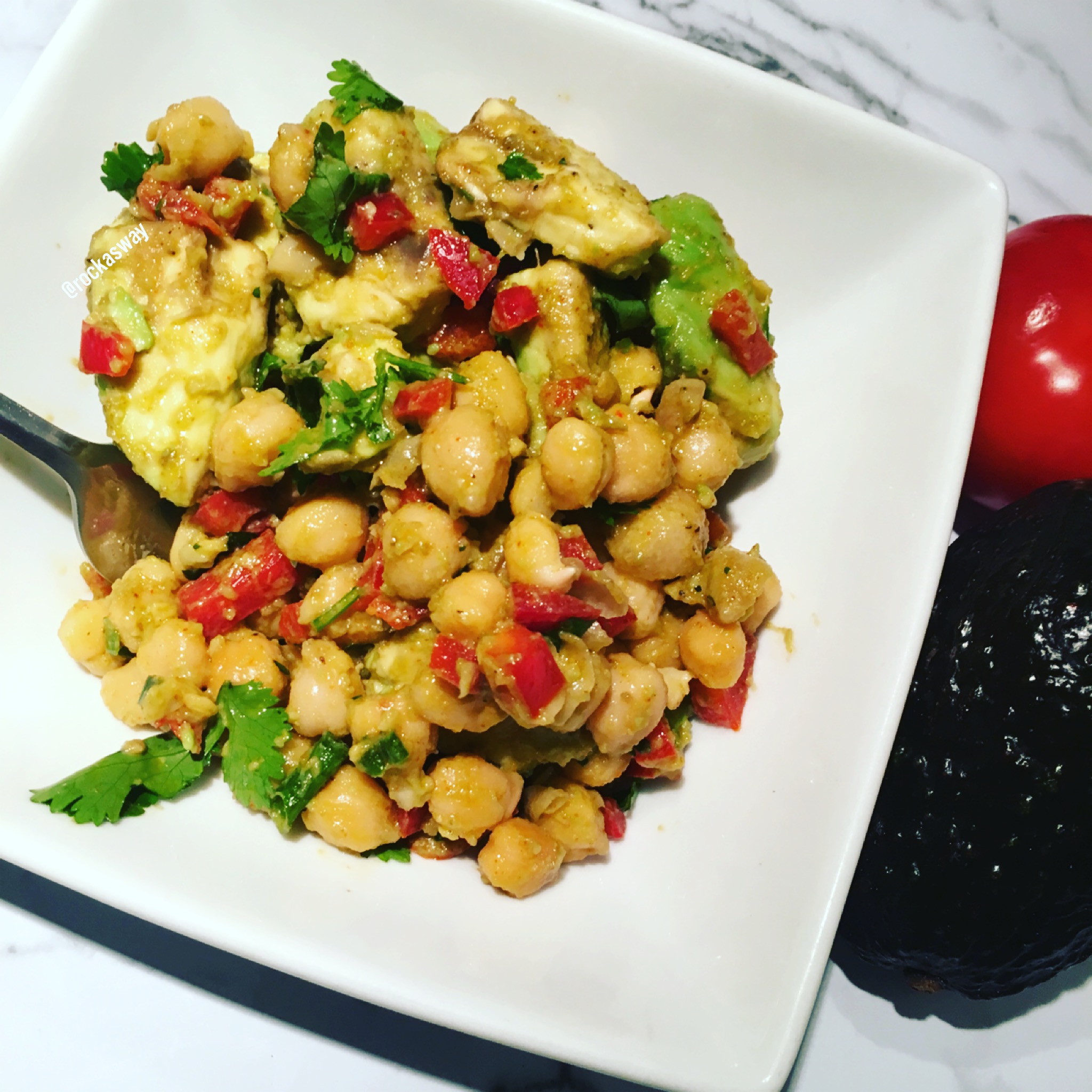 AvocadoChickpeaSaladF.JPG