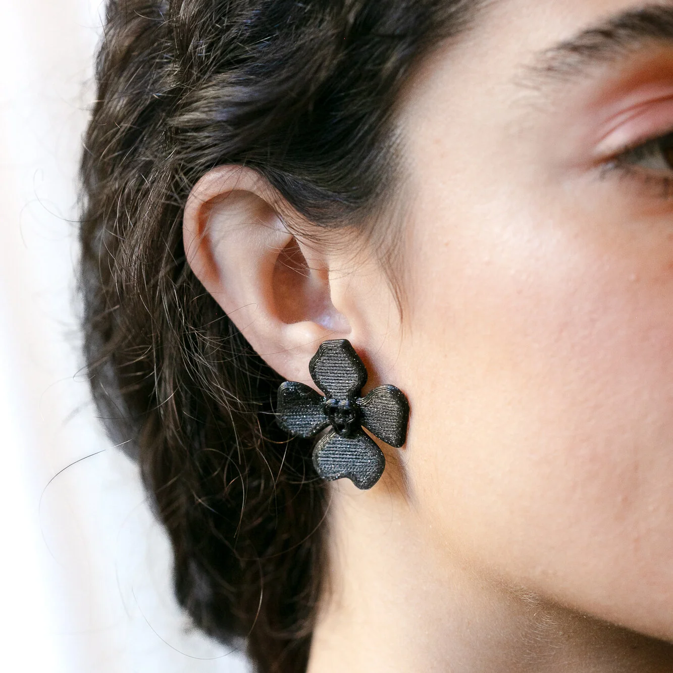 FC2D48AE-34E4-4E6E-8A62-874769D5BE22