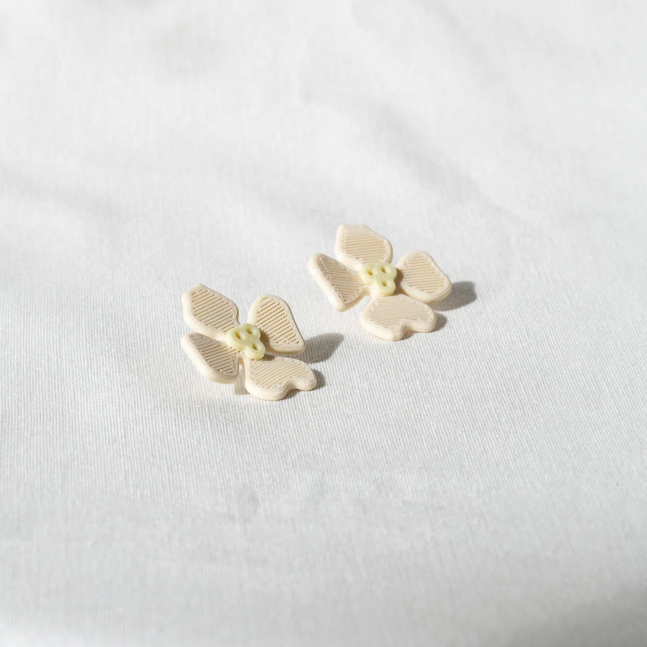 E095C44C-D530-4699-847D-BD81CDBBCEBB