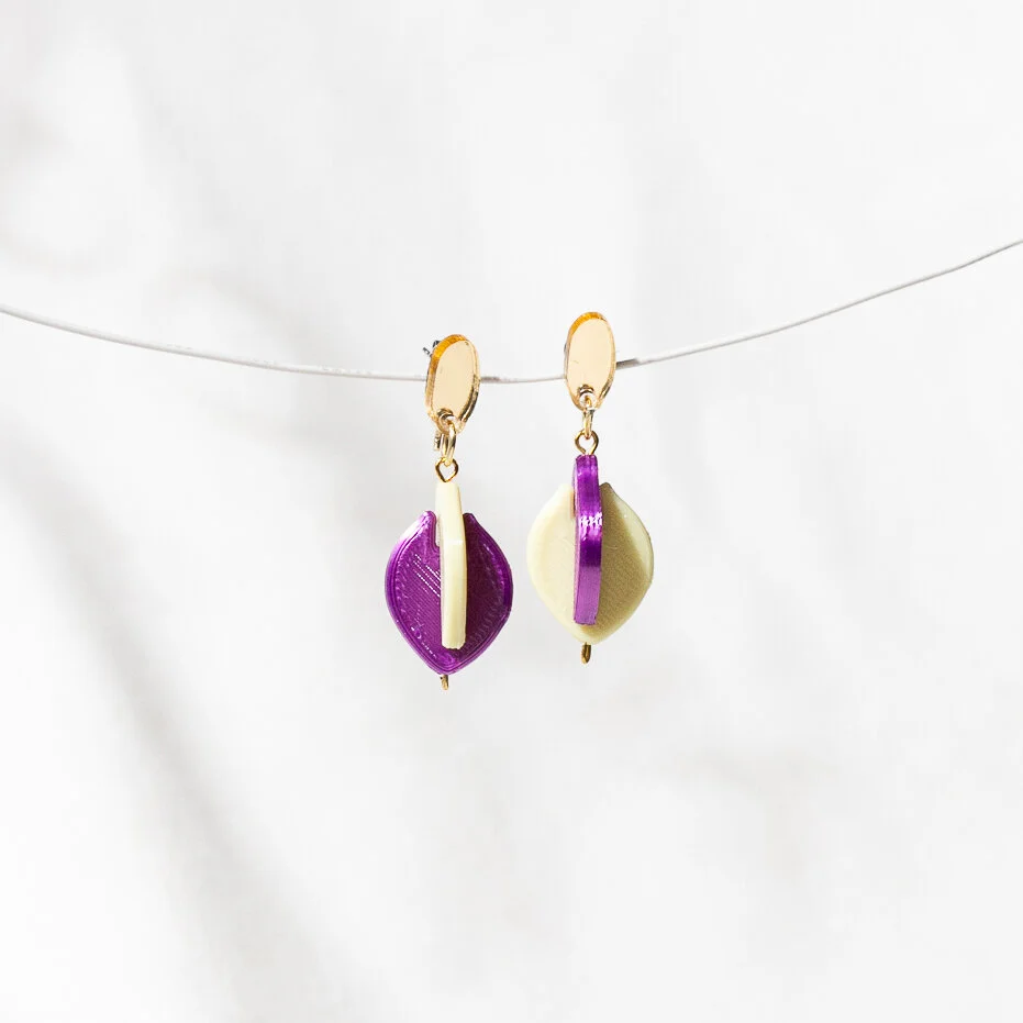 13B5D43B-100B-41F0-BC1C-29EF098D00BA