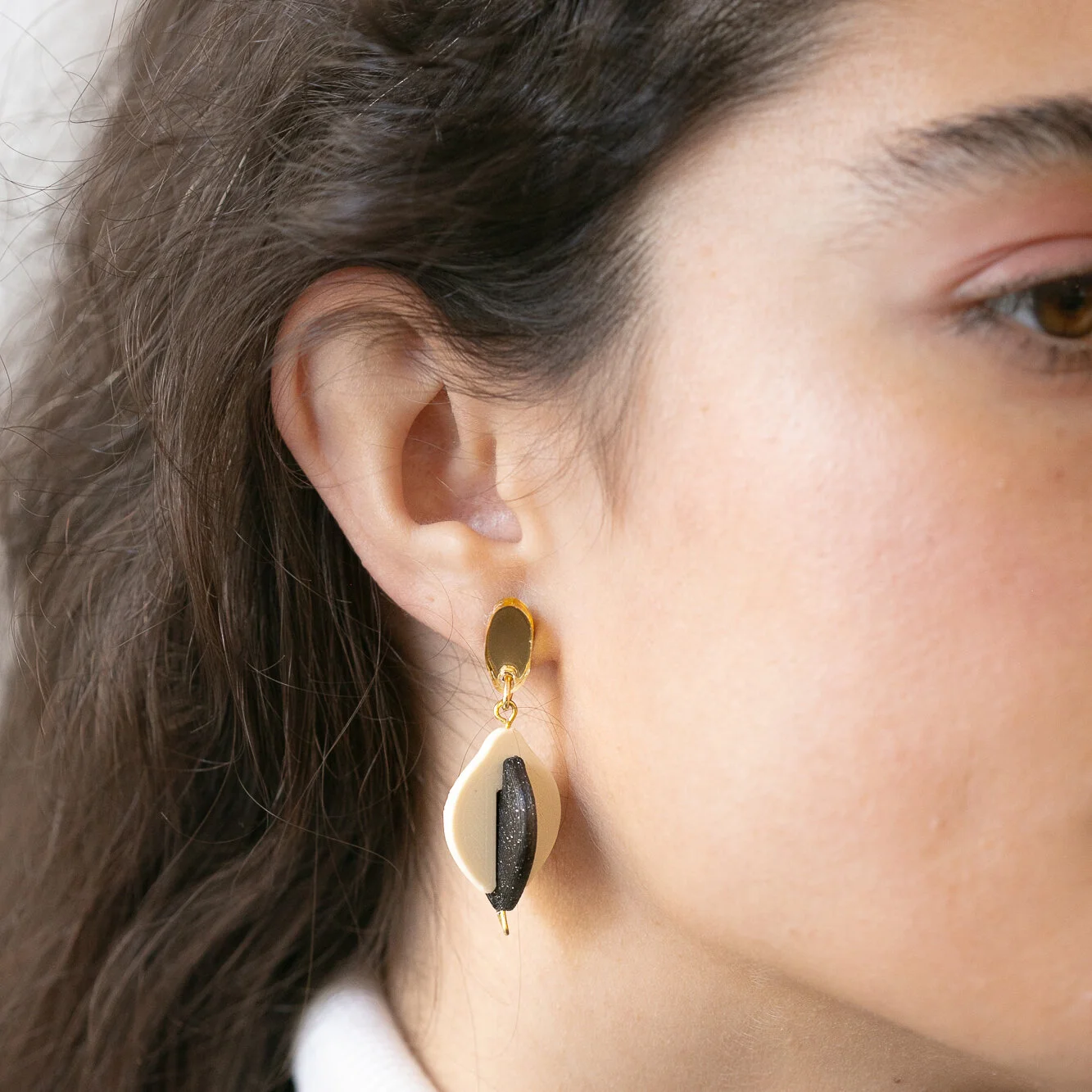 5B058E6F-A3C7-492C-82BD-18F5FE6E7FA8