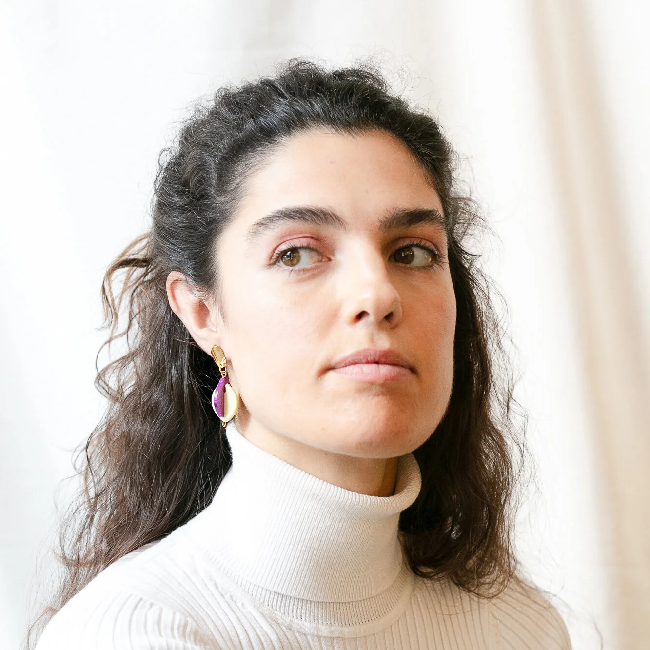 C4966D42-65DE-4D0D-883F-43C8A5B2CAEA