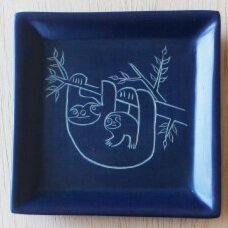 Elephant+with+heart+dish.jpg