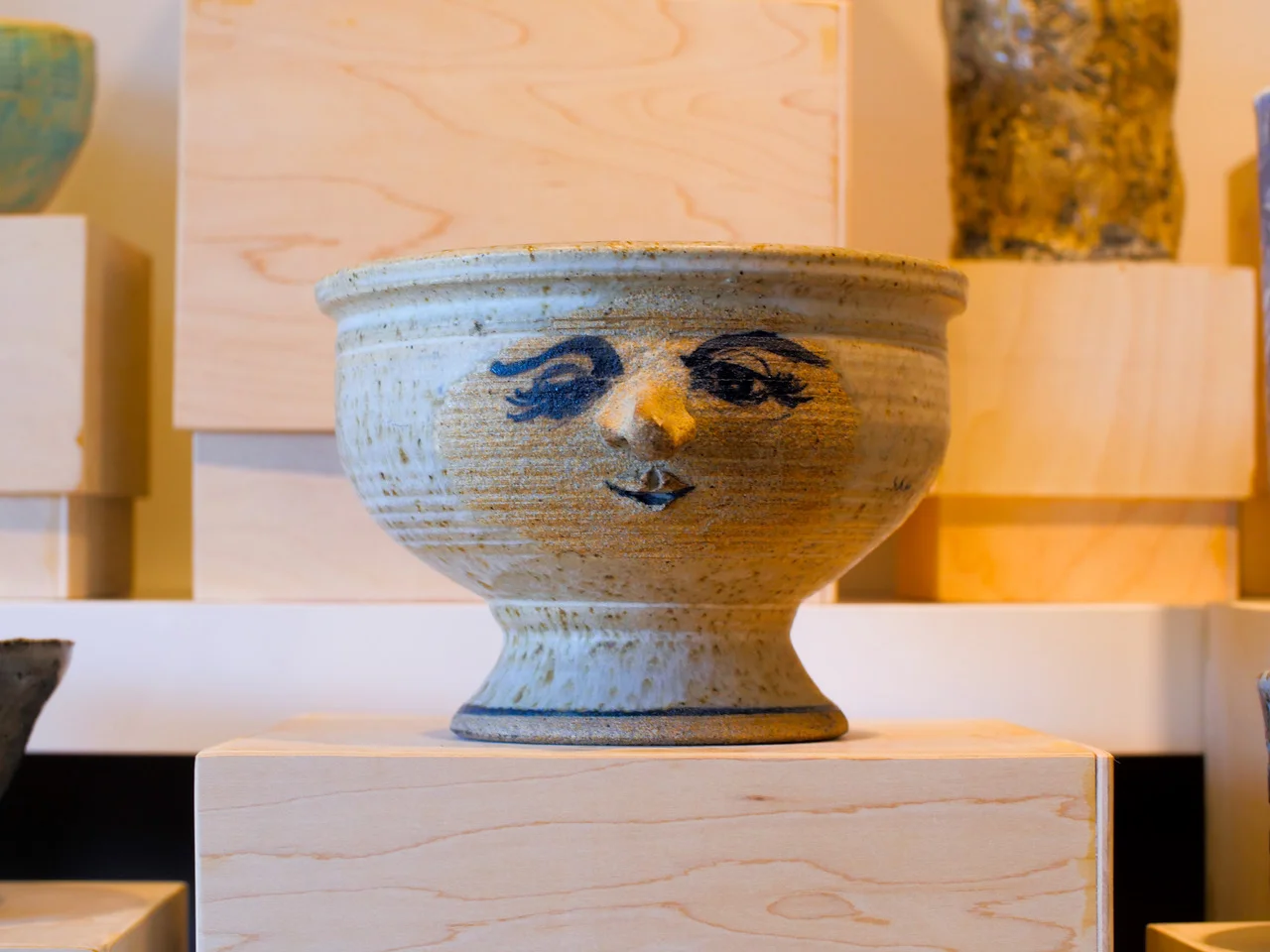 Face Pot 