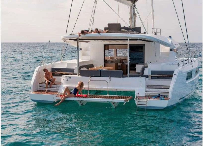 5888brochure4.jpg