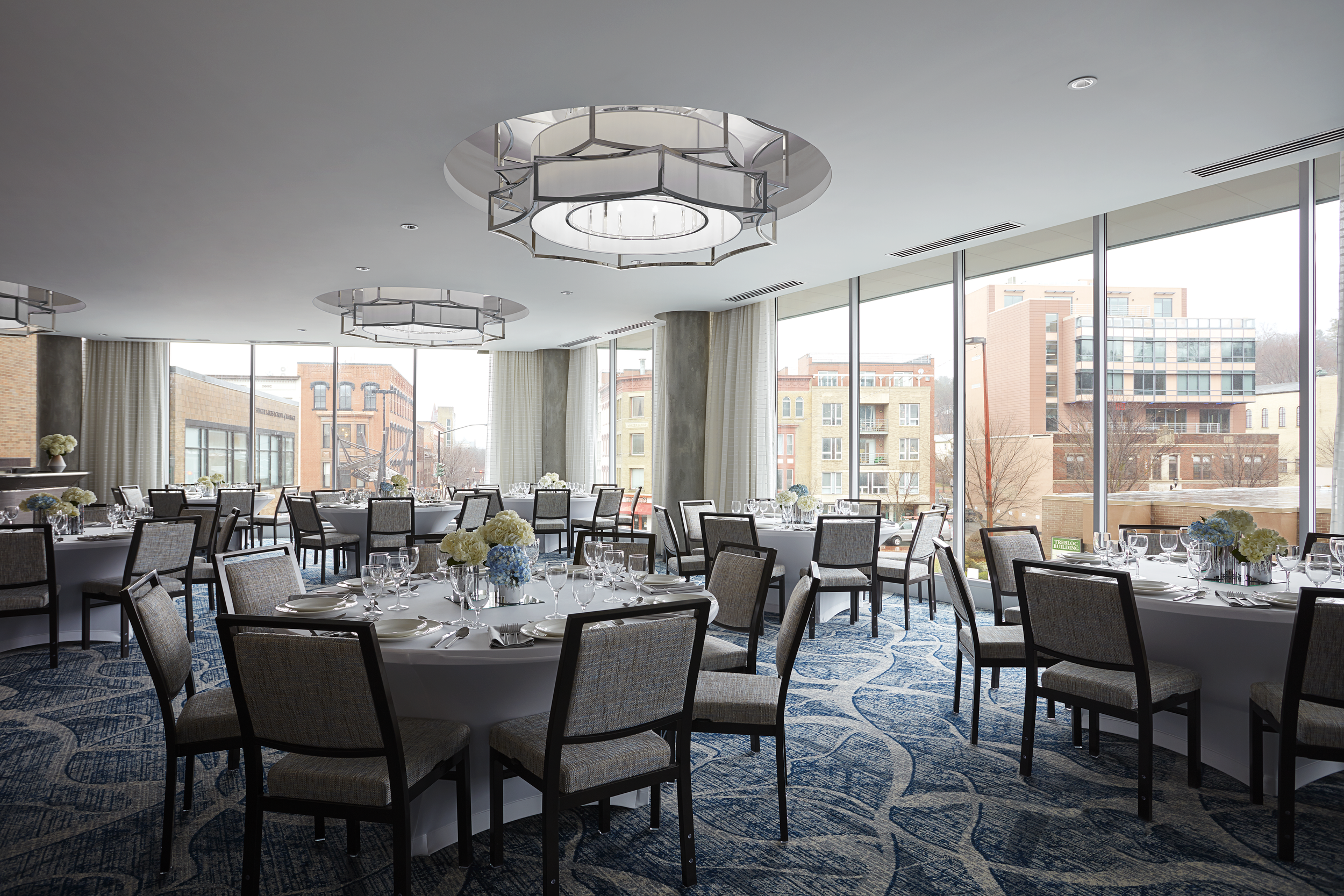 Copy of Copy of ithmc-ballroom-0034.png