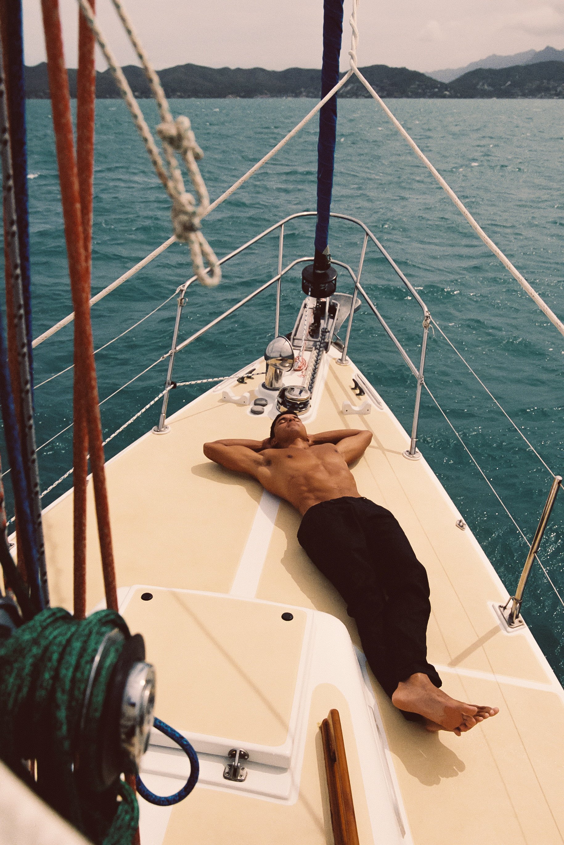 HudsonBoat00011.jpg