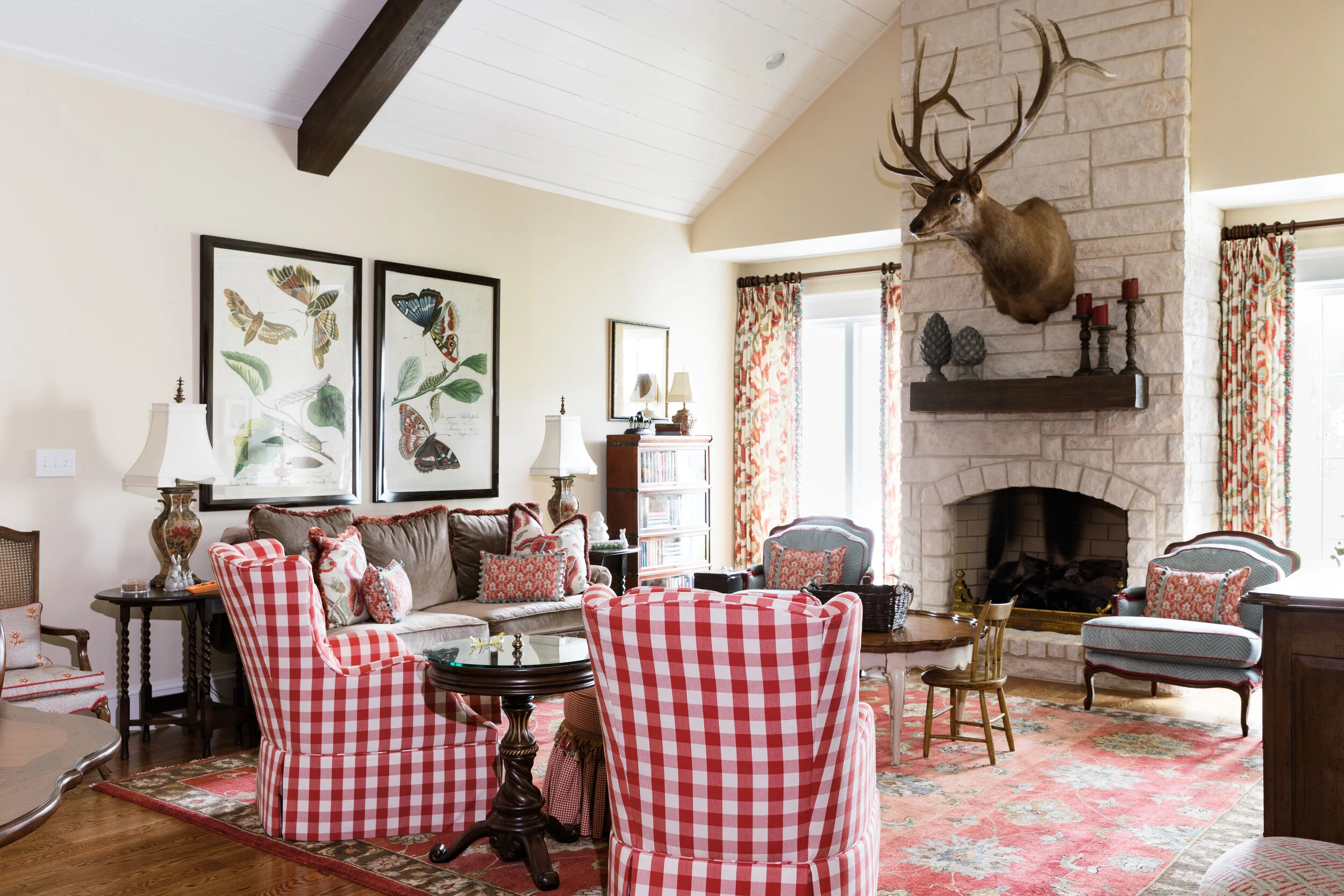 Schmid & Rhodes Construction Booth Farmhouse Living Room