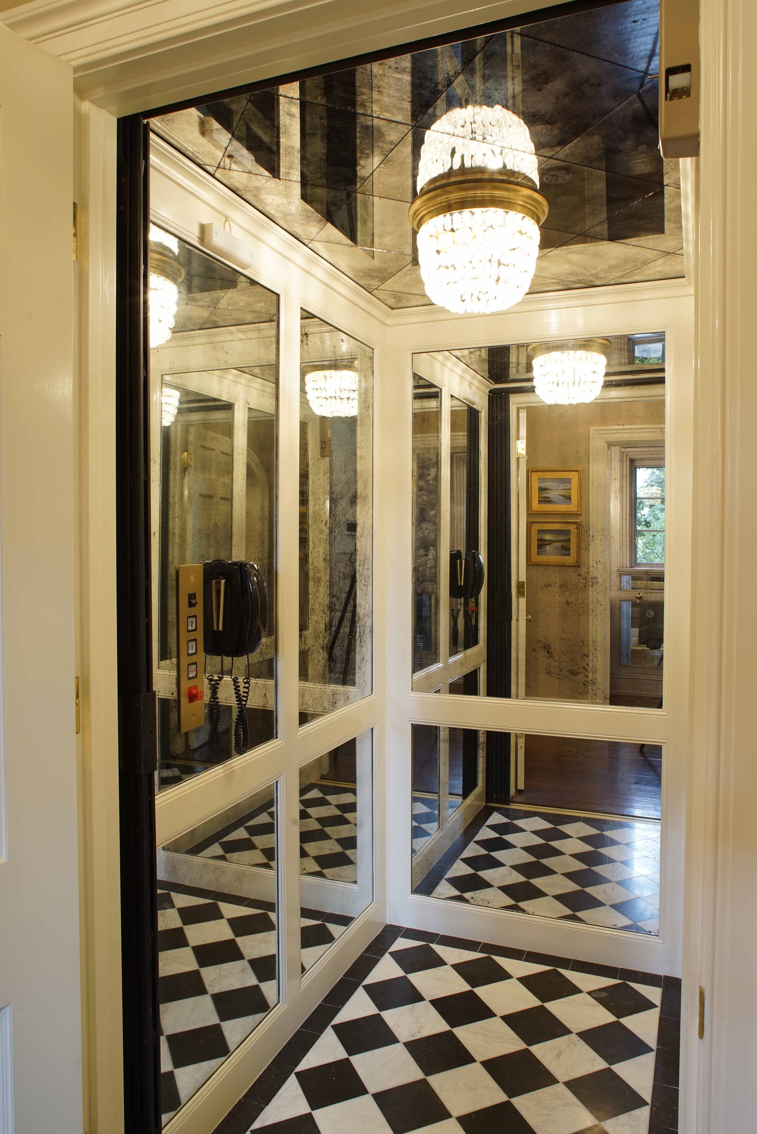Schmid & Rhodes Construction Eithier Elevator
