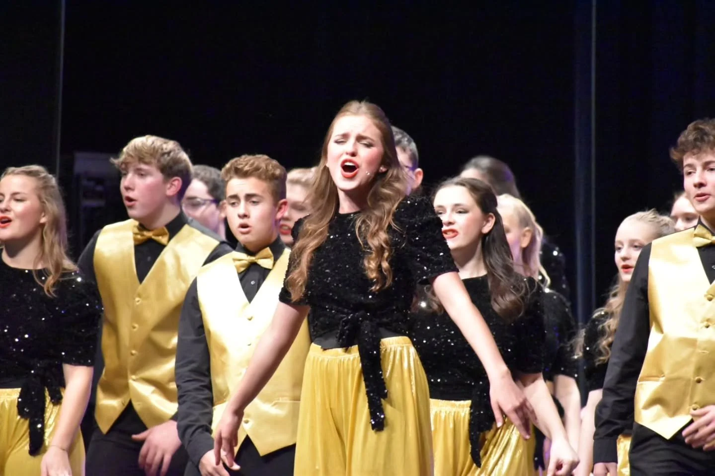 🎄&hearts;️ TRI-CITY YOUTH CHOIR GIVES SPECIAL THANKS TO OUR WONDERFUL SPONSORS:

Title Sponsor 🎅 🎁
Stewart Education Foundation 

Producer Level 🎄🎄🎄🎄
Benton Franklin Orthopedic 
Let's Truck
Tri-City Orthodontics
Tri-City Orthopedics 

Founder 