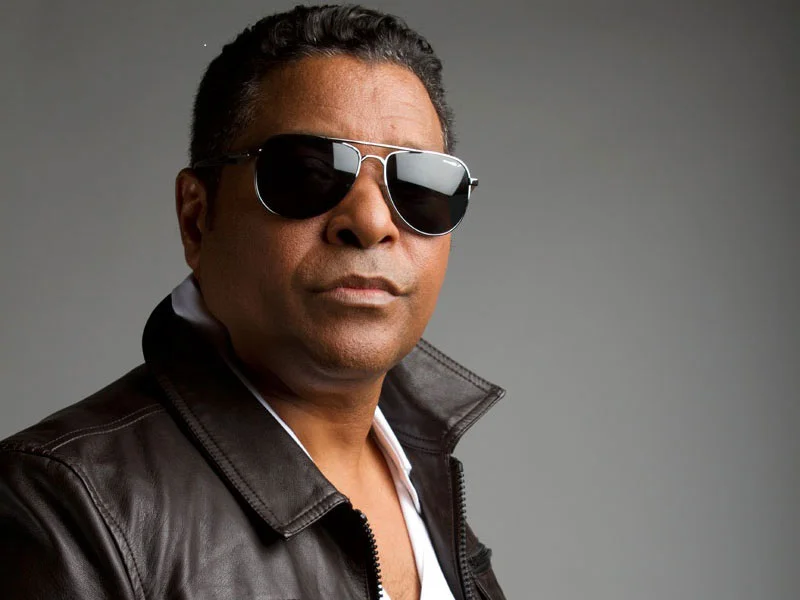 STEVIE B