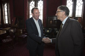 150721 NH meets Bill Gates.jpg