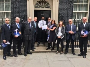 160517 MPs deliver Gatwick noise report.jpg