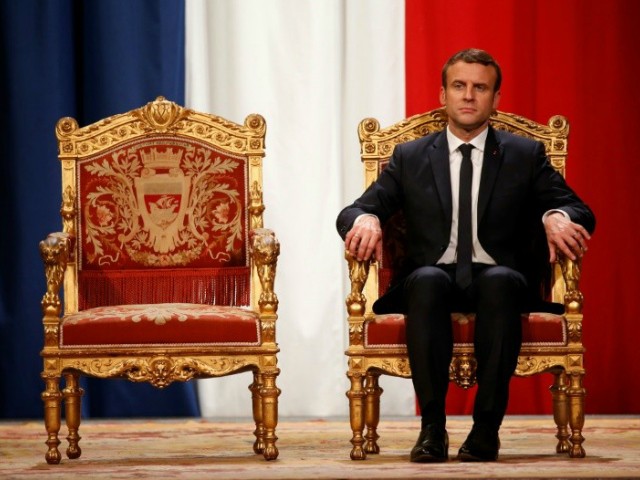 macronthrone.jpg