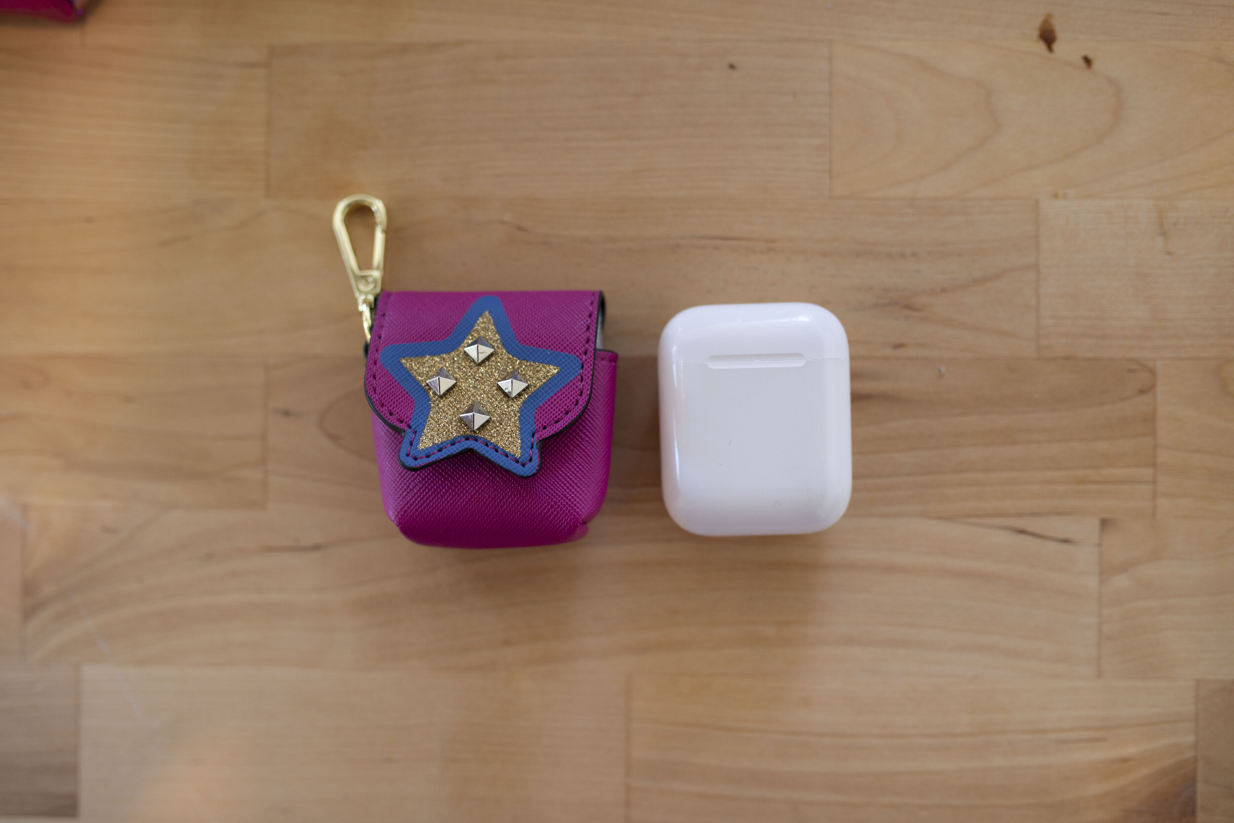  Start Studded Star Airpods Case 