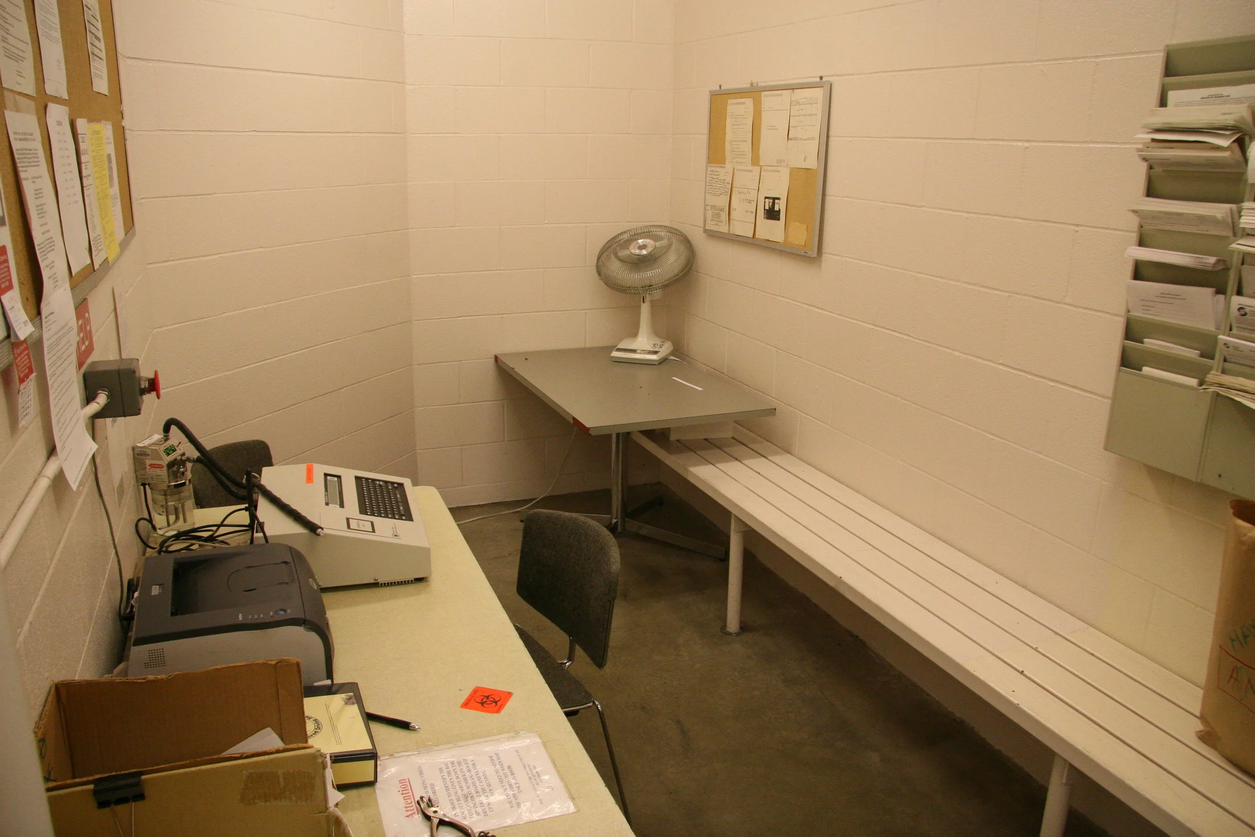  SPD North Precinct's DUI Processing room. &nbsp;The device at the far end of the table is a BAC DataMaster used for testing the blood alcohol of a suspected drunk driver. &nbsp;c. 2010 