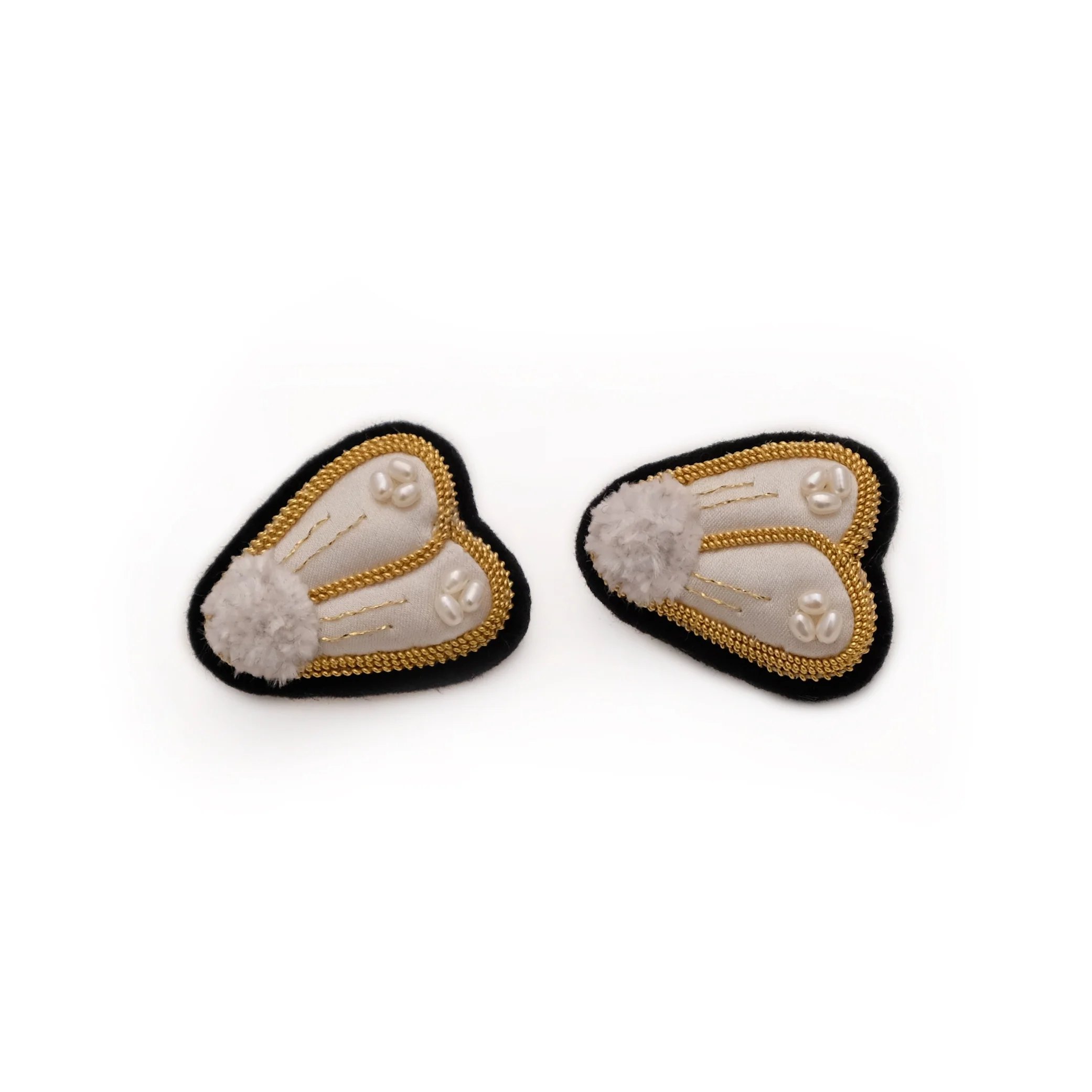 pearl-mini-moth-pair-featureWEB.jpg
