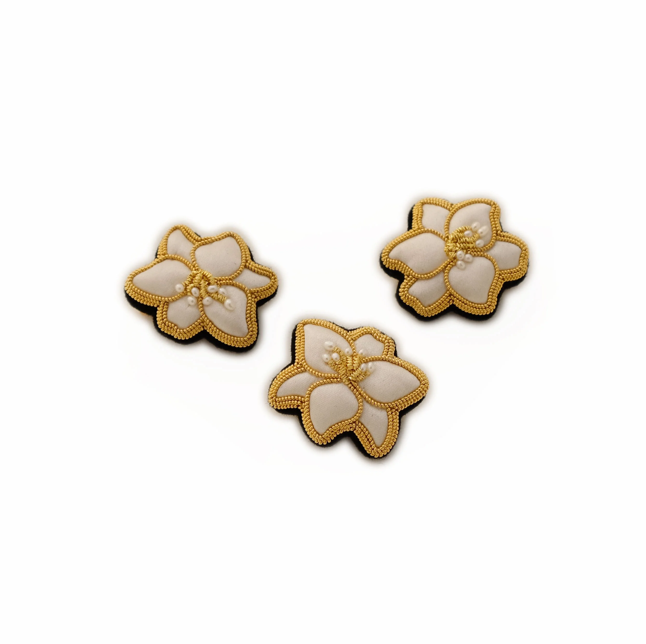 Lily Flower Pearl Mini Brooch