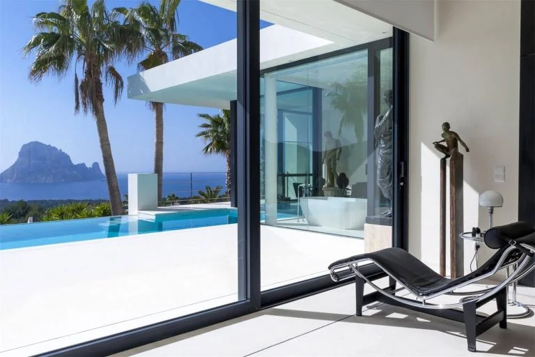 Design Essentials | What is Modernism?