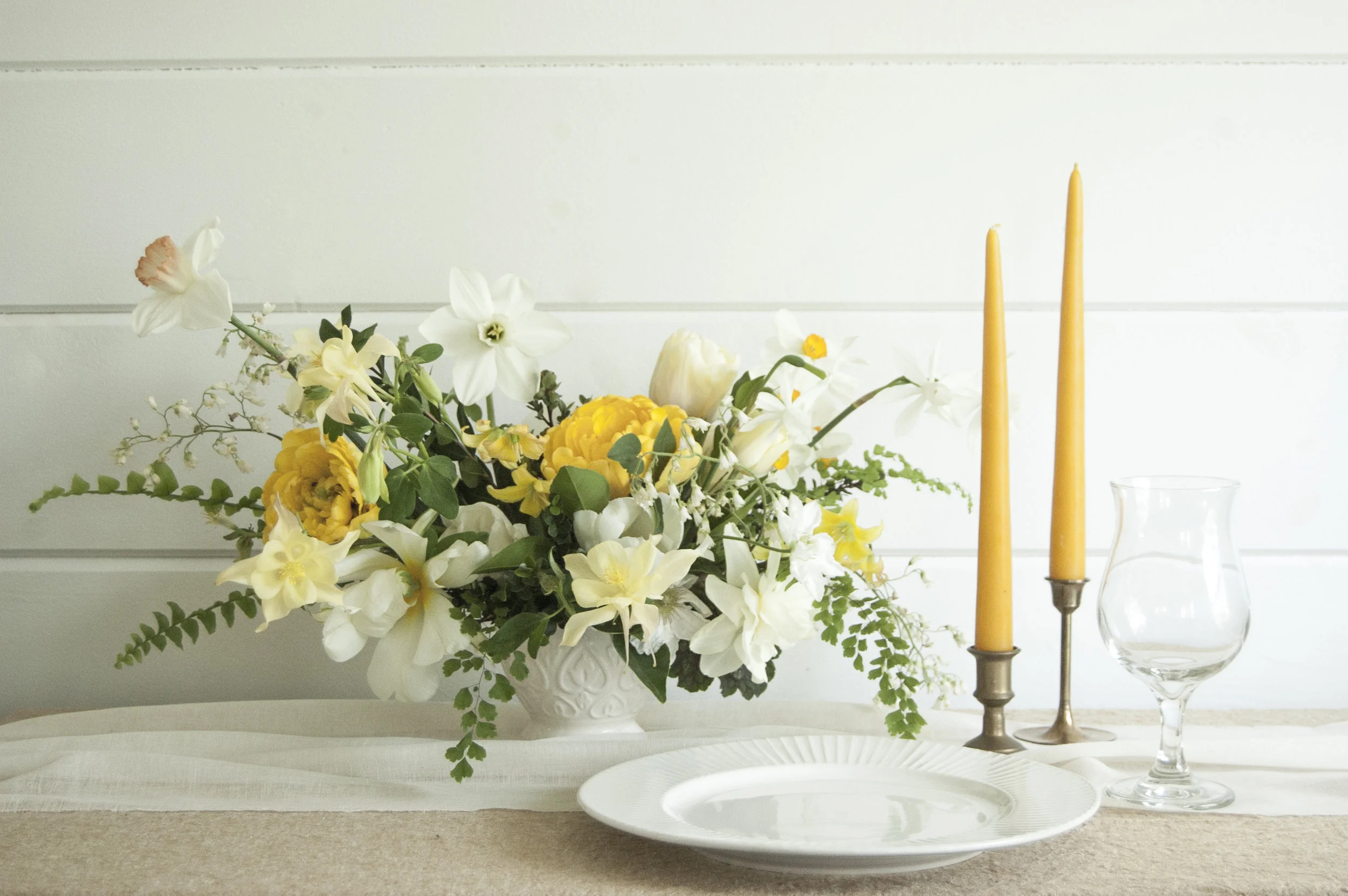 WindflowerDesignCo_SpringGardenWhiteYellows.jpg