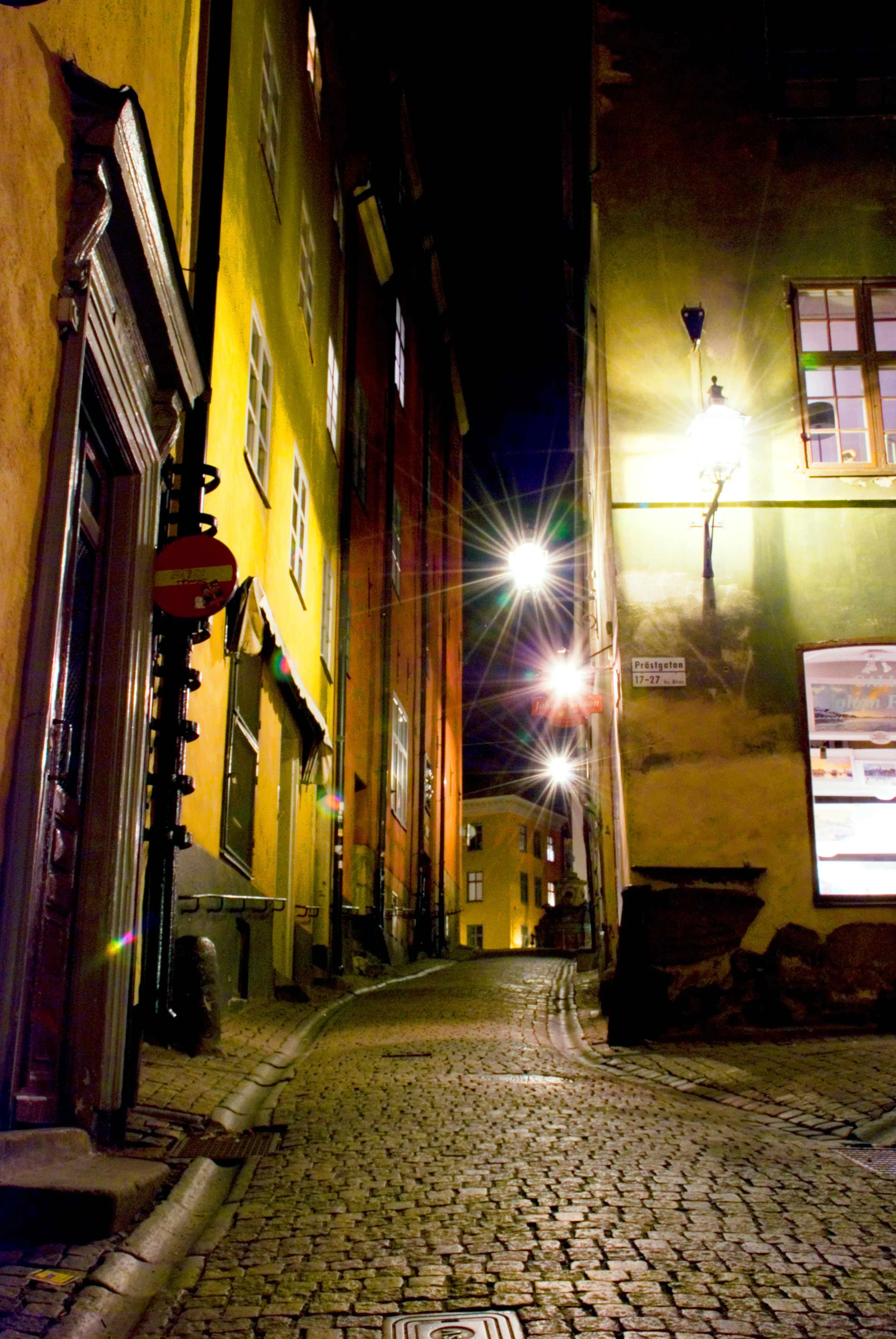 prastgatan1.jpg