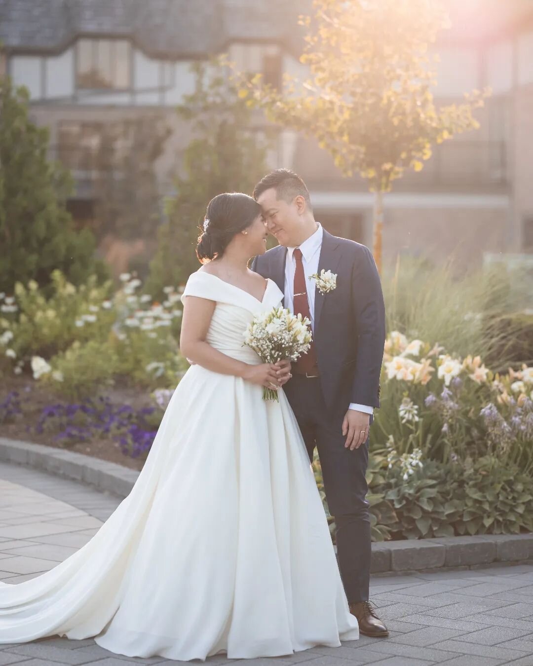 Jasmine + Charles Wedding
.
.
.
.
.
#2022wedding #weddings #wedding #weddingseason #weddingphotography #torontoweddingphotographer #ontarioweddingphotographer #ontarioweddings #torontoweddings #gtaweddings #gtawedding #loveislove #instawedding #bride