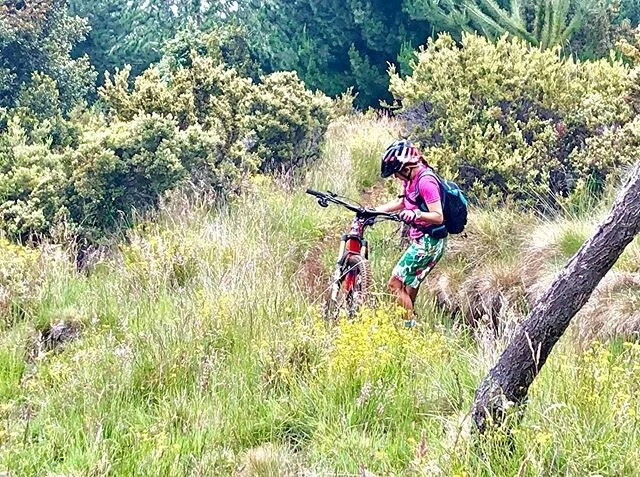 How can we discover new paths without allowing ourselves to get lost? Hard to believe I&rsquo;m saying this since I live in a small island, but guess what? I&rsquo;m still finding new places to explore wayyyyyyy out and about 😍🌈🙌🏻 #adventureawait