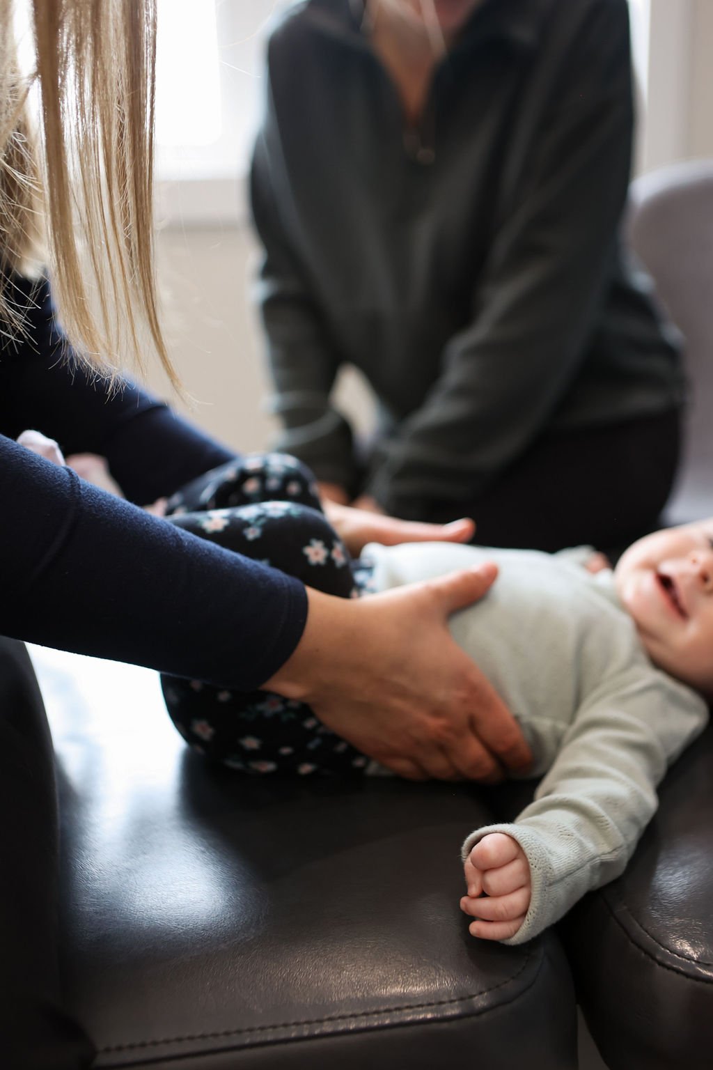 infant chiropractor, fussy baby, colic, flat spot, plagiocephaly