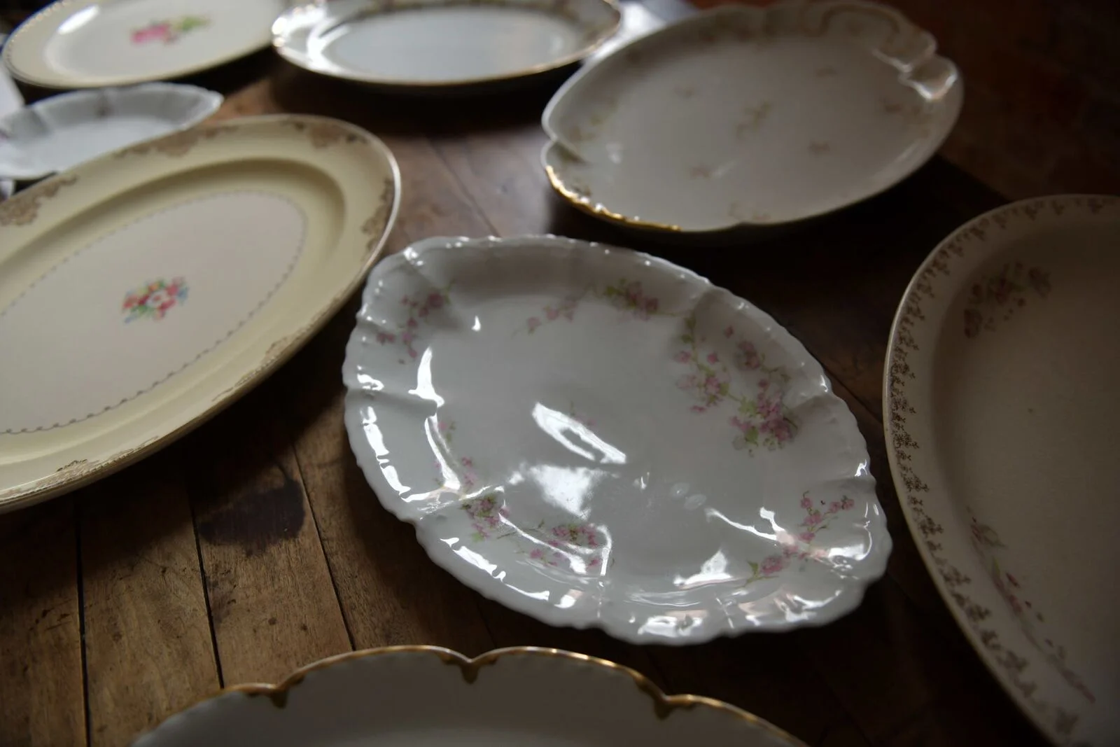  Platters &amp; Serving Bowls 