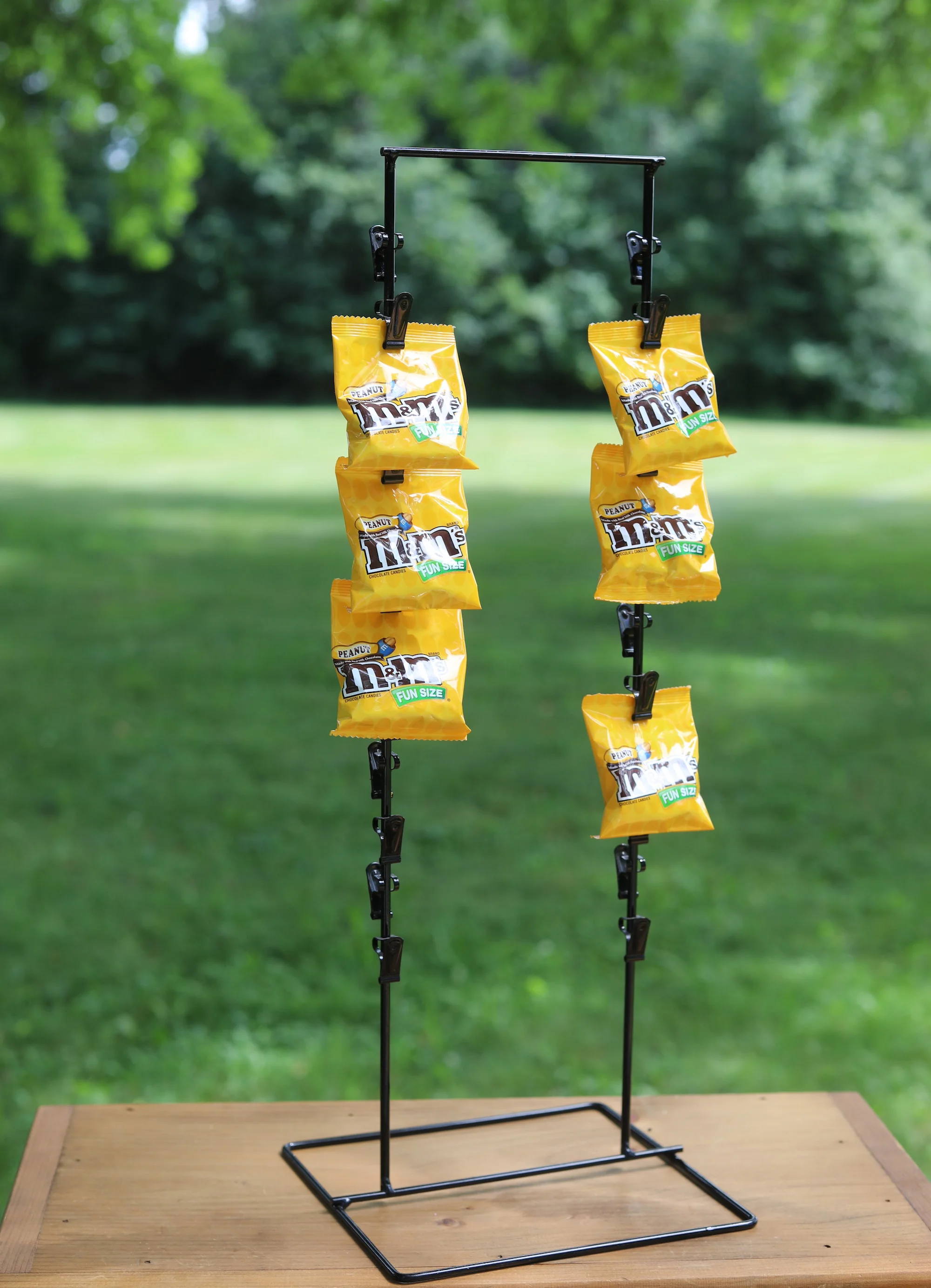 BAG HOLDER: Rental: $3.75