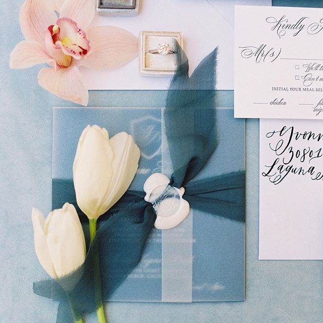 Your wedding invitation is the first glimpse your guests have of what your wedding will be like. Yvonne and Bijan&rsquo;s guests knew they would be treated to an amazing luxurious event when they received these beauties in the mail! Design and planni