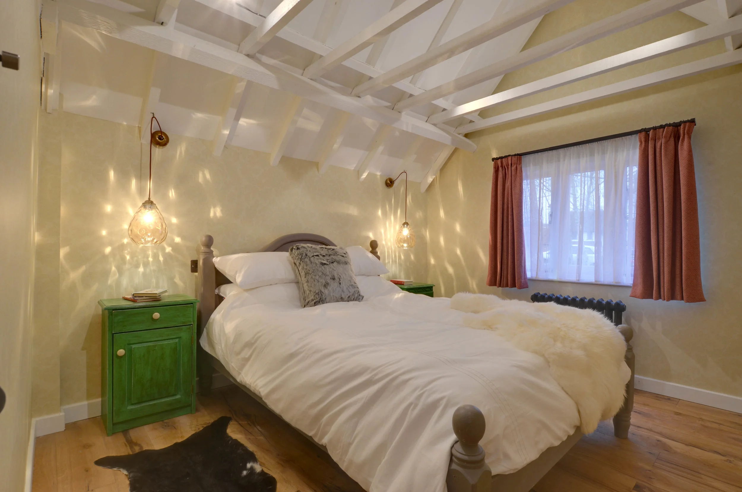 MD450 - Bedroom.jpg