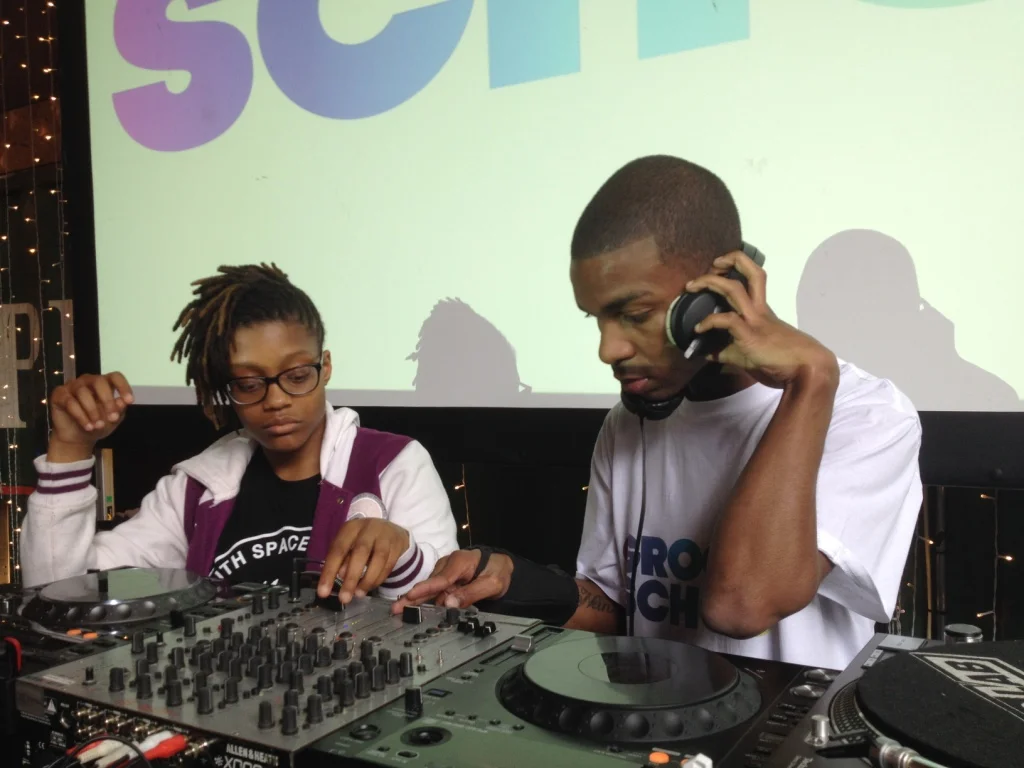 Grooveschool_Sophia_Rio.jpg