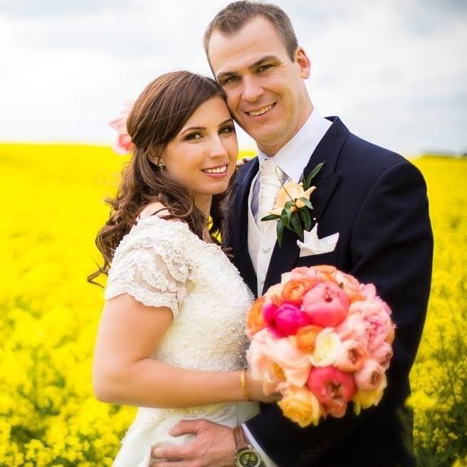 Dan_and_Elze_Wedding_Music_Duo.jpg