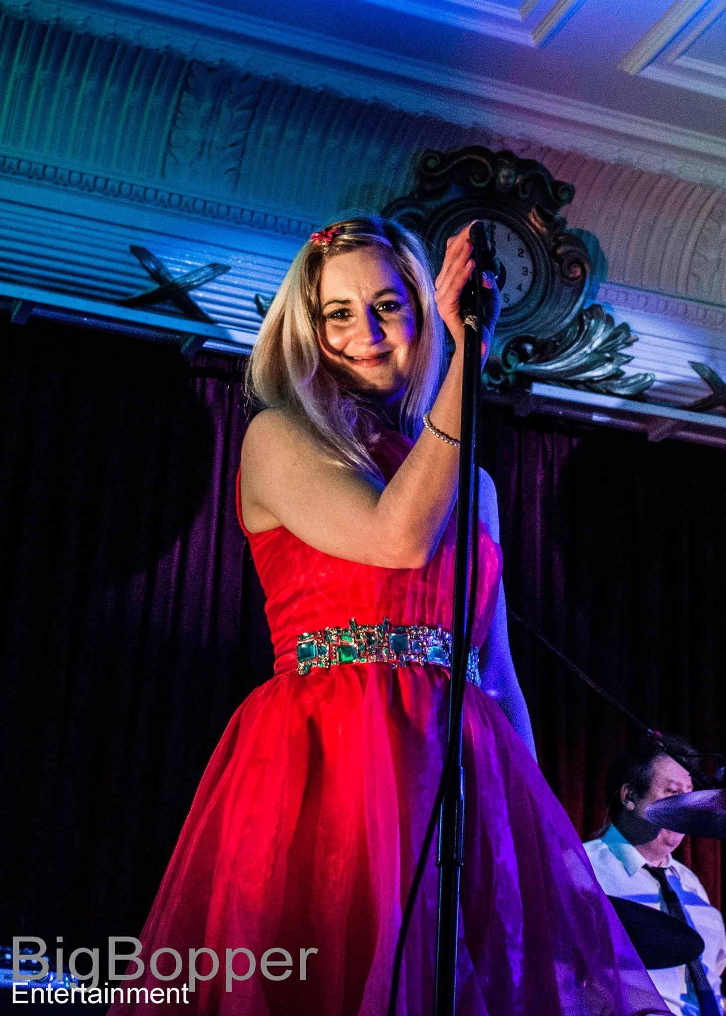 Carley performing at Wicksteed Park, Northamptonshire