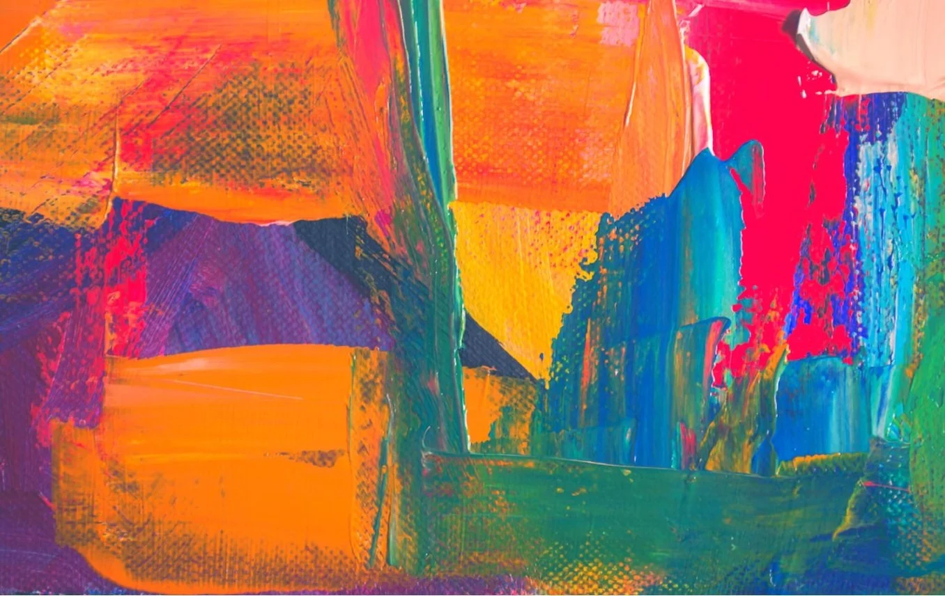 A Cross-disciplinary Interplay between the Musical Score and Dance    Improvisation: Intuition, Chance, or Divination?      