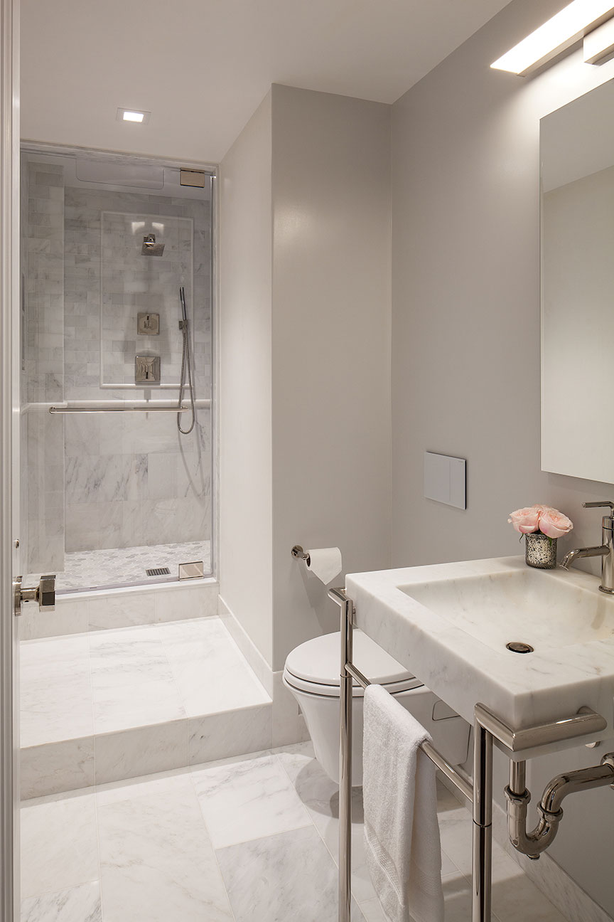 Upper East Side Apartment - Guest Bathroom