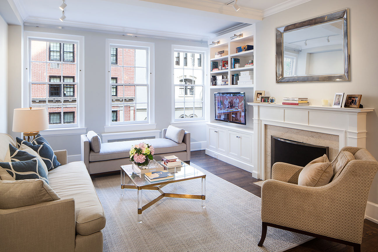 Upper East Side Apartment - Living Room