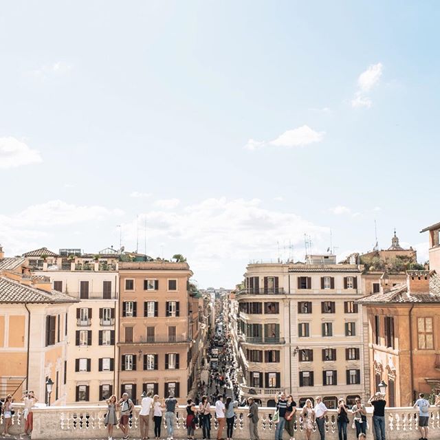 The striking Spanish Steps 📍Rome, Italy ✨✨
.
. .
#vacationtime #travelblogger #travelgram #mytinyatlas #neverstopexploring #iamatraveler #welltravelled #passionpassport #openmyworld #athomeintheworld #flashesofdelight #femmetravel #dametraveler #quo