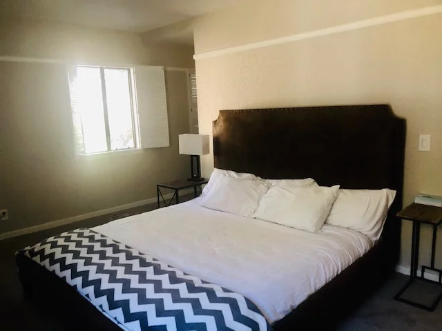 Comfortable king bed