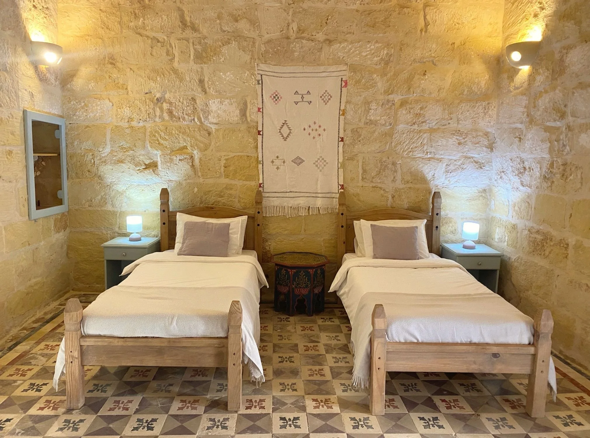 GOLDEN Women's Retreat 2026: Bed in Twin Room