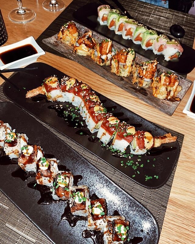 Dinner at @okunashville was the cherry on top of our weekend... or should we say, the spicy tuna on top 😏🍣 .

#WhatHappensInNash #WHIN #WHINNING